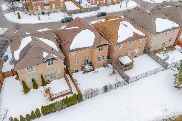 150 Fairwood Circle, Brampton - photo 71