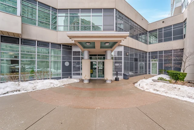 #1212-33 Elm Drive, Mississauga - photo 2