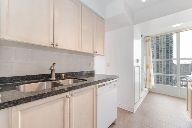 #1212-33 Elm Drive, Mississauga - photo 10