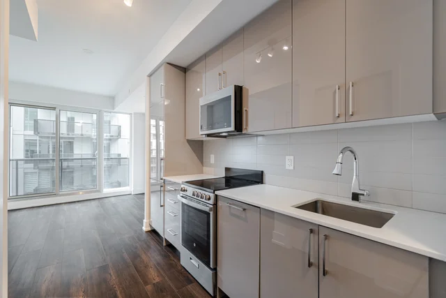 #448-2450 Old Bronte Road, Oakville - photo 8