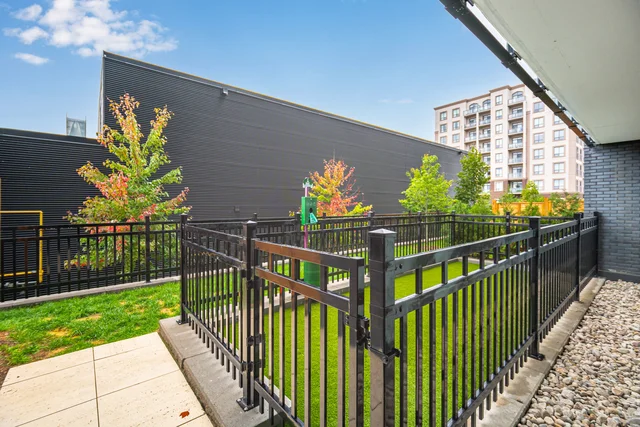 #448-2450 Old Bronte Road, Oakville - photo 37
