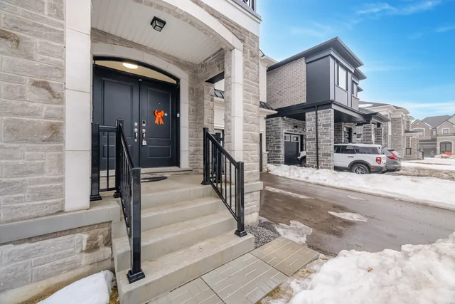 1420 Swallowtail Lane, Pickering - photo 7