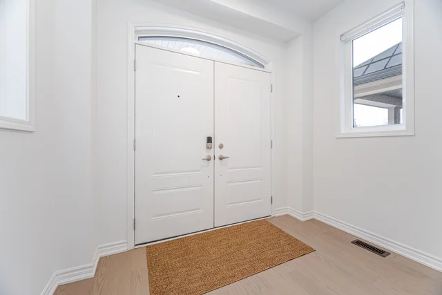 1420 Swallowtail Lane, Pickering - photo 8