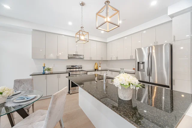 1420 Swallowtail Lane, Pickering - photo 23