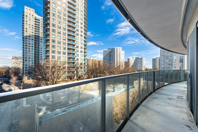 #408-60 Absolute Avenue, Mississauga - photo 32