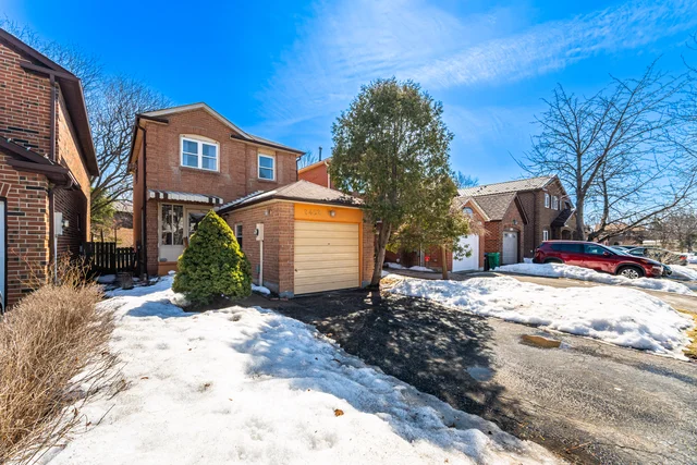 2452 Ploughshare Court, Mississauga - photo 4
