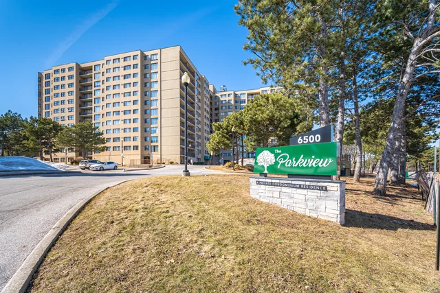 #1008-6500 Montevideo Road, Mississauga - photo 2