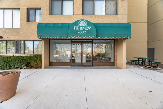 #1008-6500 Montevideo Road, Mississauga - photo 3
