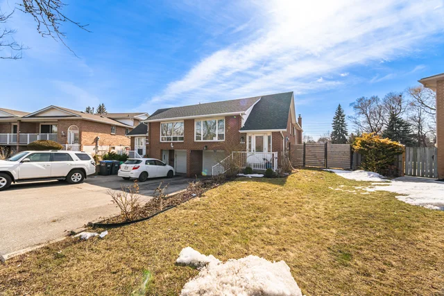 4004 Midhurst Lane, Mississauga - photo 3
