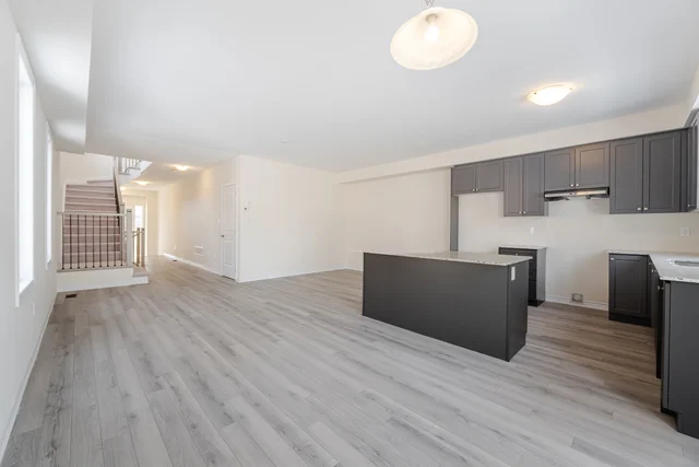 51 Brown Street, Erin - photo 9