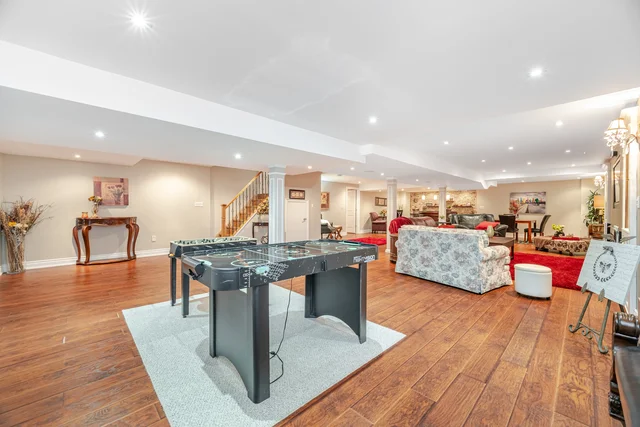 2518 Hemmford Drive, Oakville - photo 32