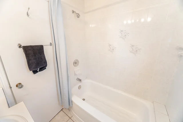 21 Acorn Avenue, Etobicoke - photo 20