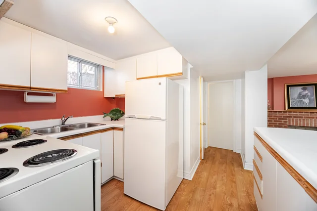 21 Acorn Avenue, Etobicoke - photo 30