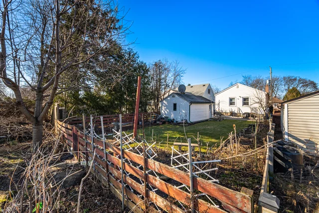 21 Acorn Avenue, Etobicoke - photo 38