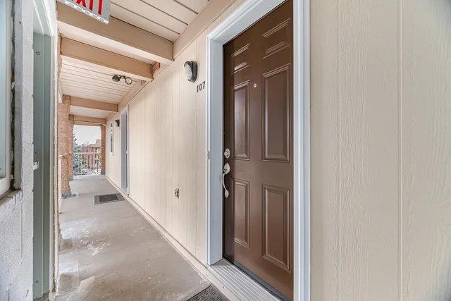 #107-55 Bristol Road East, Mississauga - photo 3