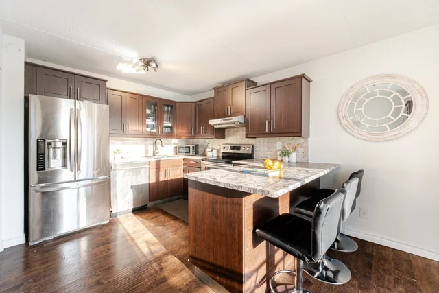 #223-580 Mary Street East, Whitby - photo 11