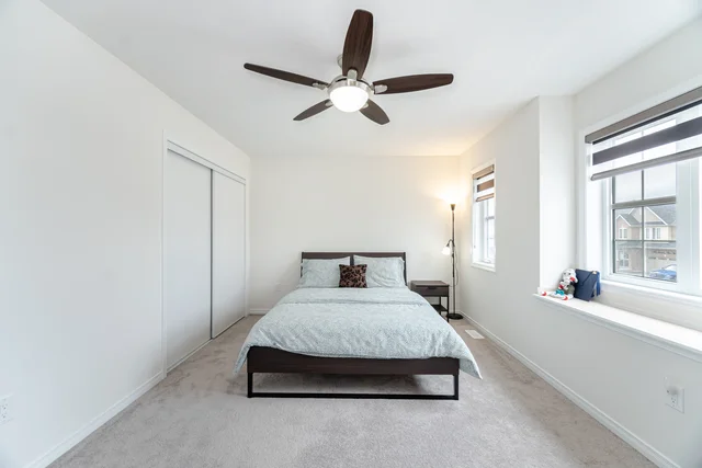 117 Longboat Run West, Brantford - photo 32