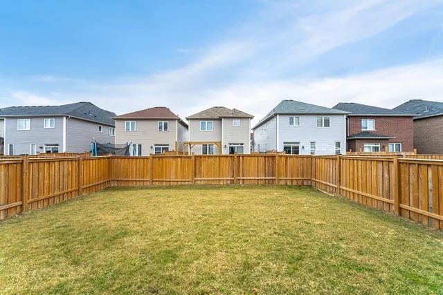 117 Longboat Run West, Brantford - photo 42