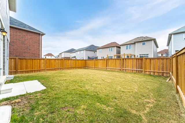 117 Longboat Run West, Brantford - photo 43