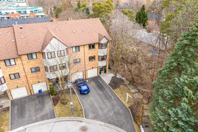 47 Old Firehall Lane, Woodbridge - photo 5