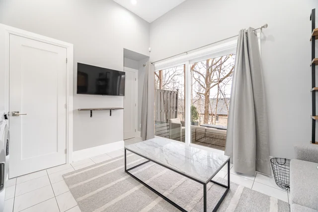 47 Old Firehall Lane, Woodbridge - photo 44
