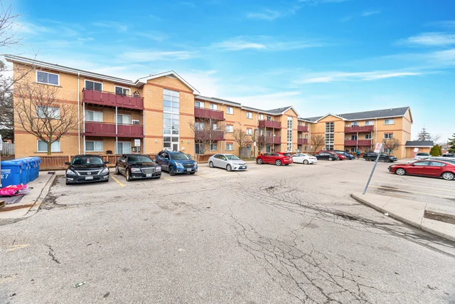 #212-211A Forum Drive, Mississauga - photo 1