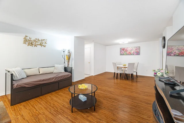 #212-211A Forum Drive, Mississauga - photo 8
