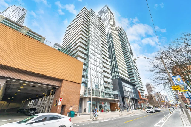 #605-22 Wellesley Street East, Toronto - photo 1