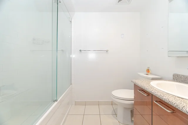 #605-22 Wellesley Street East, Toronto - photo 23
