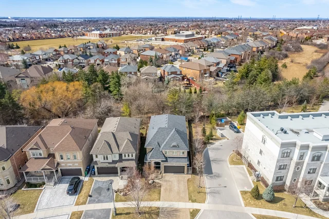 6700 Rothschild Trail, Mississauga - photo 2
