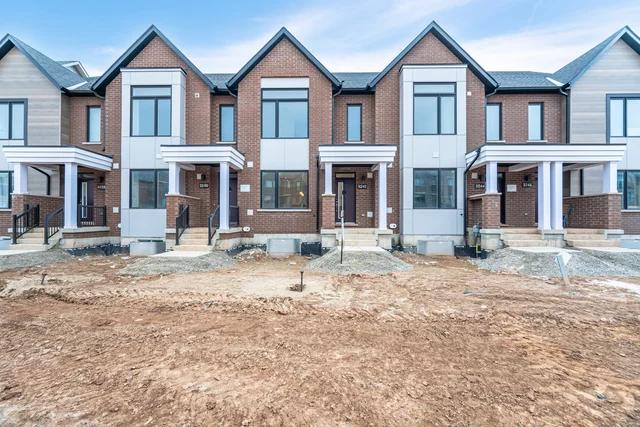 3242 Sixth Line, Oakville - photo 2