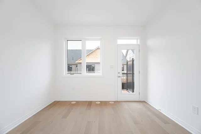 3242 Sixth Line, Oakville - photo 25