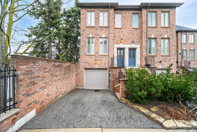 #6-195 Grand Avenue, Etobicoke - photo 1
