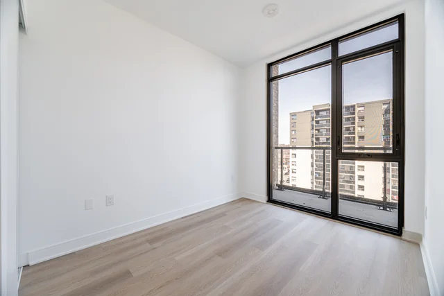 #712-86 Dundas Street West, Mississauga - photo 18