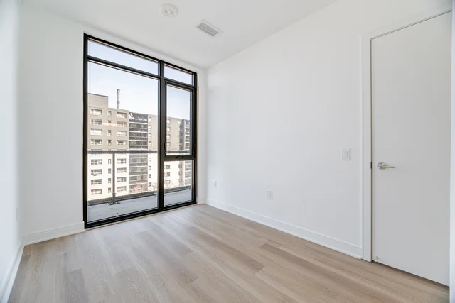 #712-86 Dundas Street West, Mississauga - photo 19