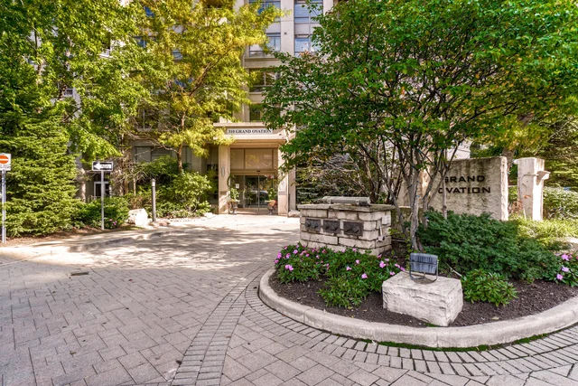 #2310-310 Burnhamthorpe Road West, Mississauga - photo 4