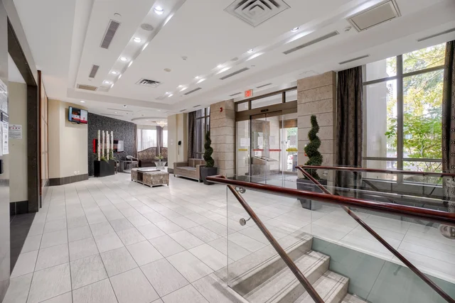 #2310-310 Burnhamthorpe Road West, Mississauga - photo 6