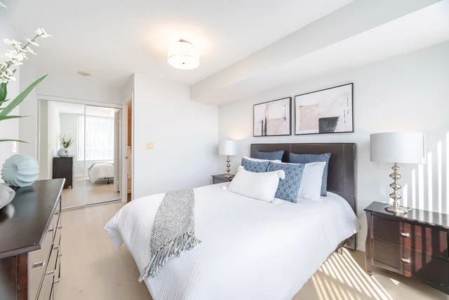 #2310-310 Burnhamthorpe Road West, Mississauga - photo 27
