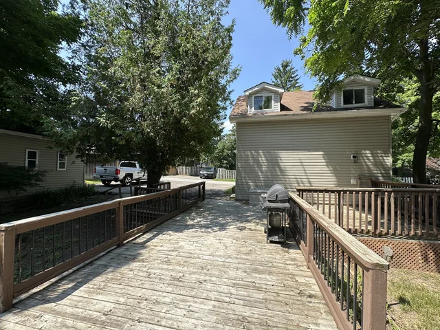 AAAMAIN BACK CIKIS.JPG