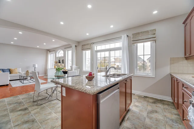 38 Junetown Circle, Brampton - photo 15