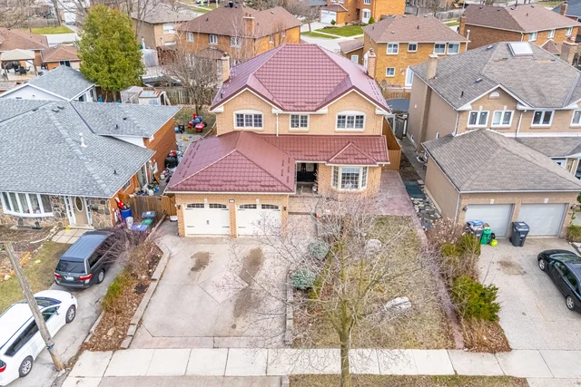 47 Burgby Avenue, Brampton - photo 6