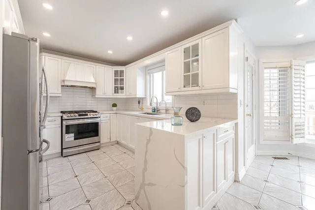 47 Burgby Avenue, Brampton - photo 30