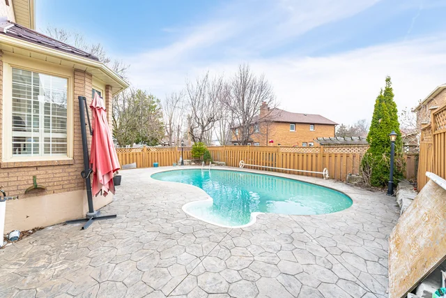 47 Burgby Avenue, Brampton - photo 73