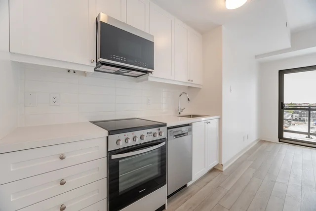 #601-55 Clarington Boulevard, Bowmanville - photo 11