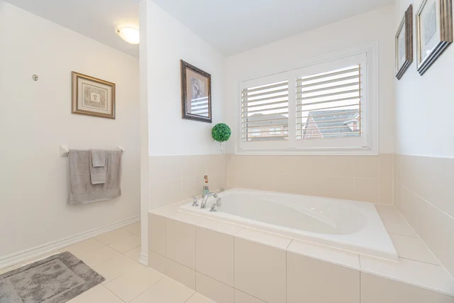 56 Manor Forest Road, Mount Albert - photo 40