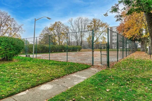 tennis court.jpg