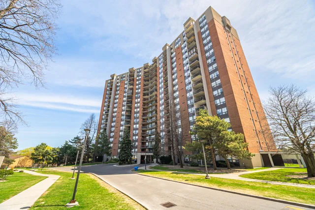 #1512-50 Mississauga Valley Boulevard, Mississauga - photo 1