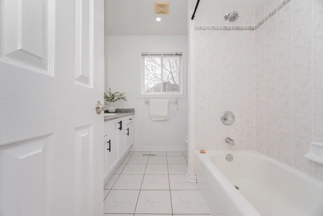 23 Huntington Drive, Barrie - photo 39