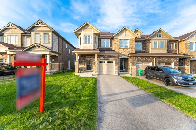 69 Phyllis Drive, Caledon - photo 2