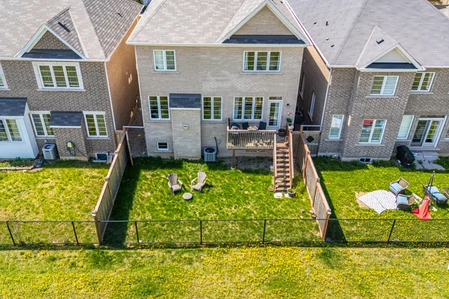 1419 Chretien Street, Milton - photo 78